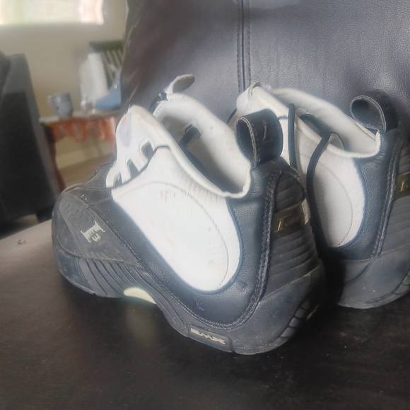 Reebok Answer IV - Picture 4 of 4
